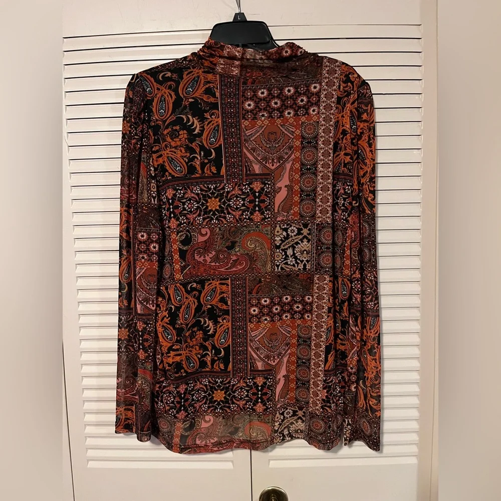 JANE + DELANCEY NWT Size XL Paisley Abstract Print Long Sleeve Pullover Top.